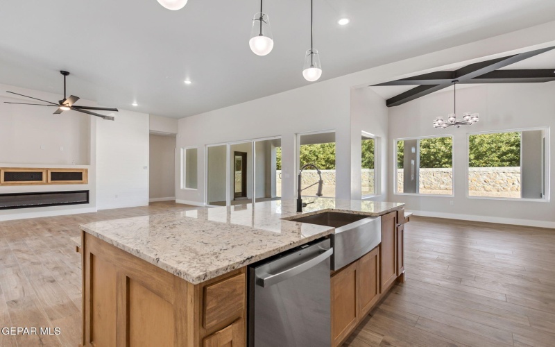 6418 Cadence River Drive, El Paso, TX 79932, 4 Habitaciones Habitaciones , ,3 BañosBaños,Residential,En Venta,6418 Cadence River Drive,911658