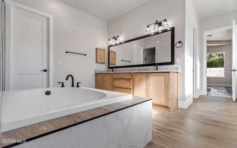 6418 Cadence River Drive, El Paso, TX 79932, 4 Habitaciones Habitaciones , ,3 BañosBaños,Residential,En Venta,6418 Cadence River Drive,911658