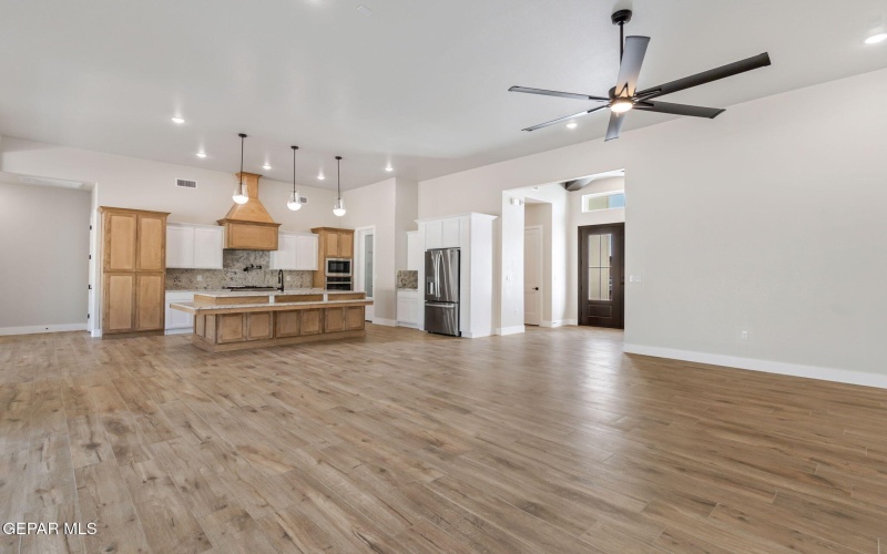 6418 Cadence River Drive, El Paso, TX 79932, 4 Habitaciones Habitaciones , ,3 BañosBaños,Residential,En Venta,6418 Cadence River Drive,911658