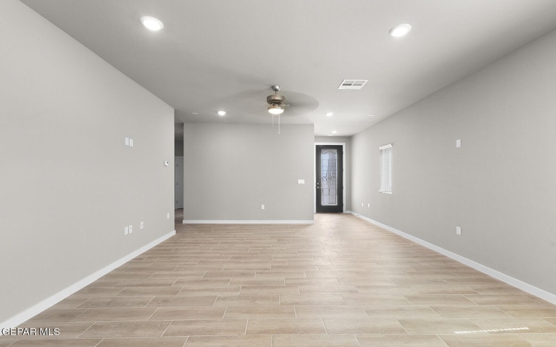 13828 Loreina Luz Avenue, El Paso, TX 79928, 3 Habitaciones Habitaciones , ,1 BañoBaños,Residential,En Venta,13828 Loreina Luz Avenue,912660
