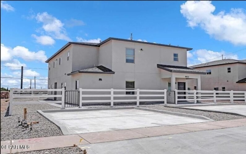 4007 Tyler Avenue, El Paso, TX 79930, 8 Habitaciones Habitaciones , ,8 BañosBaños,Residential Multi Family,En Venta,4007 Tyler Avenue,914515