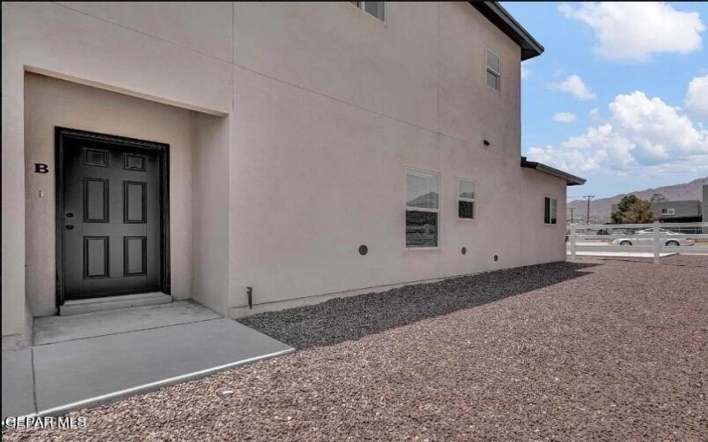 4007 Tyler Avenue, El Paso, TX 79930, 8 Habitaciones Habitaciones , ,8 BañosBaños,Residential Multi Family,En Venta,4007 Tyler Avenue,914515