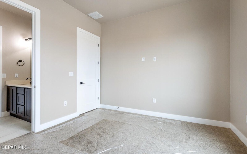 6420 Cadence River Drive, El Paso, TX 79932, 6 Bedrooms Bedrooms, ,3 BathroomsBathrooms,Residential,For Sale,6420 Cadence River Drive,916856