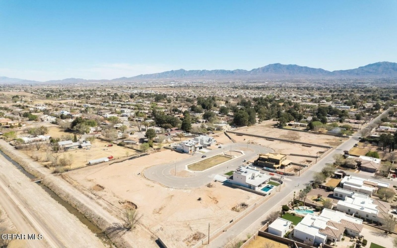 884 W Gate, El Paso, TX 79932, 4 Bedrooms Bedrooms, ,6 BathroomsBathrooms,Residential,For Sale,884 W Gate,921426
