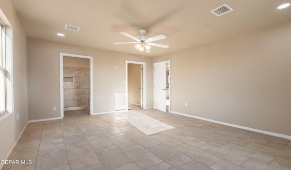 1682 GREEN PEAR DR Drive, El Paso, TX 79928, 3 Bedrooms Bedrooms, ,1 BathroomBathrooms,Residential,For Sale,1682 GREEN PEAR DR Drive,922362