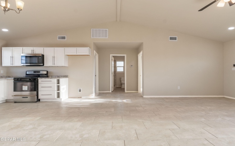 1682 GREEN PEAR DR Drive, El Paso, TX 79928, 3 Bedrooms Bedrooms, ,1 BathroomBathrooms,Residential,For Sale,1682 GREEN PEAR DR Drive,922362