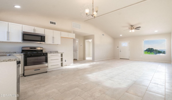 1682 GREEN PEAR DR Drive, El Paso, TX 79928, 3 Bedrooms Bedrooms, ,1 BathroomBathrooms,Residential,For Sale,1682 GREEN PEAR DR Drive,922362
