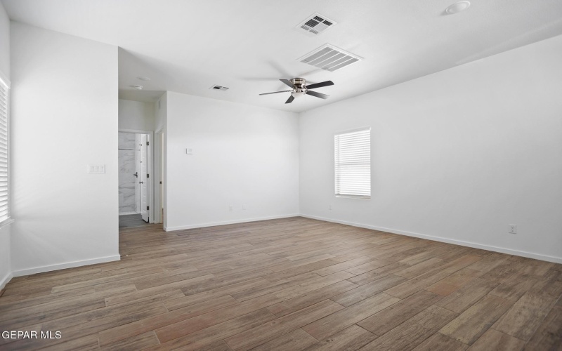 916 St Vrain Street #A, El Paso, TX 79901, 1 Bedroom Bedrooms, ,1 BathroomBathrooms,Residential Lease,For Rent,916 St Vrain Street,922364