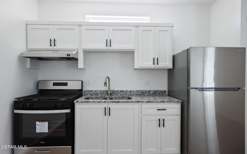 916 St Vrain Street #A, El Paso, TX 79901, 1 Bedroom Bedrooms, ,1 BathroomBathrooms,Residential Lease,For Rent,916 St Vrain Street,922364