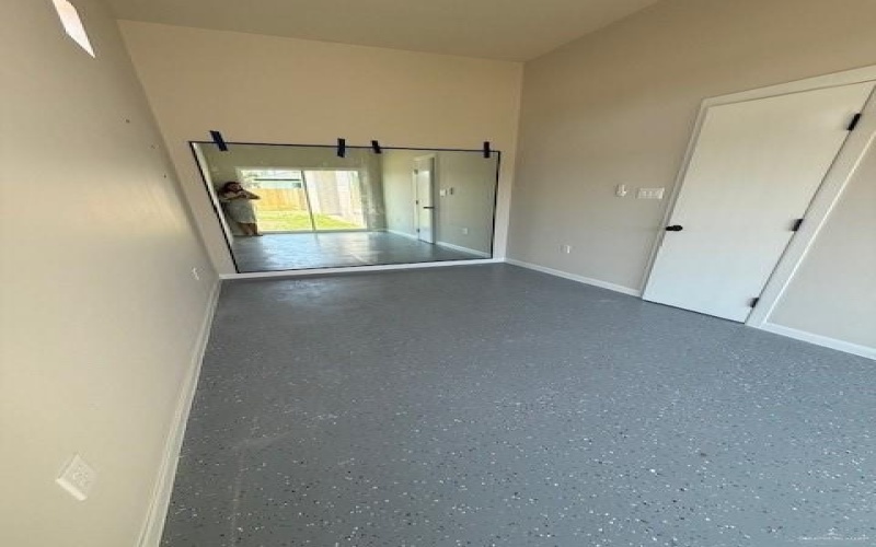 8007 N 48th Lane, McAllen, TX 78504, 4 Bedrooms Bedrooms, ,3 BathroomsBathrooms,Residential,For Sale,8007 N 48th Lane,461576