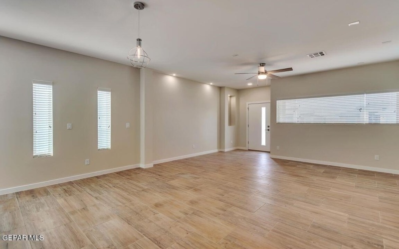 3865 Perspective Street, El Paso, TX 79938, 3 Bedrooms Bedrooms, ,2 BathroomsBathrooms,Residential,For Sale,3865 Perspective Street,922381