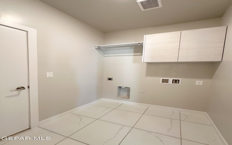 3877 Perpective, El Paso, TX 79938, 4 Bedrooms Bedrooms, ,2 BathroomsBathrooms,Residential,For Sale,3877 Perpective,922384