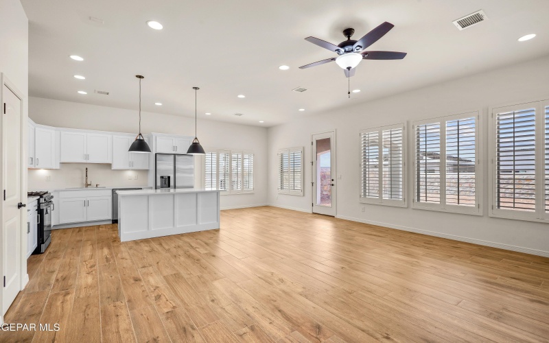 14900 Hill Ridge Court, El Paso, TX 79938, 4 Bedrooms Bedrooms, ,3 BathroomsBathrooms,Residential,For Sale,14900 Hill Ridge Court,922449