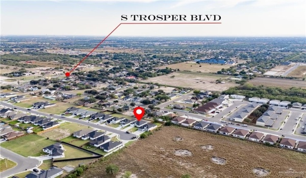 1116 W Sycamore Avenue, Alton, TX 78573, 3 Bedrooms Bedrooms, ,2 BathroomsBathrooms,Residential,For Sale,1116 W Sycamore Avenue,455785