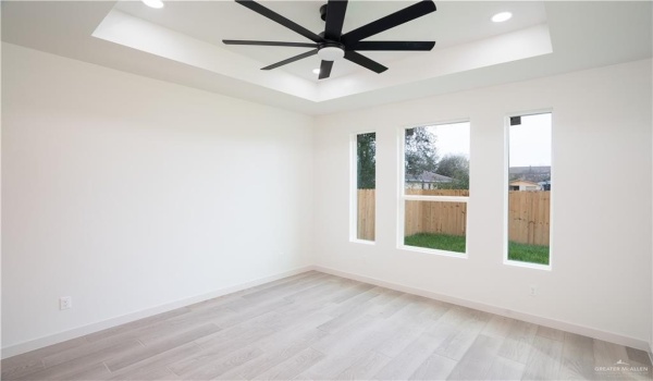 715 N Esperanza Street, Pharr, TX 78577, 3 Bedrooms Bedrooms, ,2 BathroomsBathrooms,Residential,For Sale,715 N Esperanza Street,466759