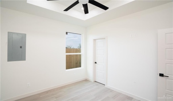 715 N Esperanza Street, Pharr, TX 78577, 3 Bedrooms Bedrooms, ,2 BathroomsBathrooms,Residential,For Sale,715 N Esperanza Street,466759
