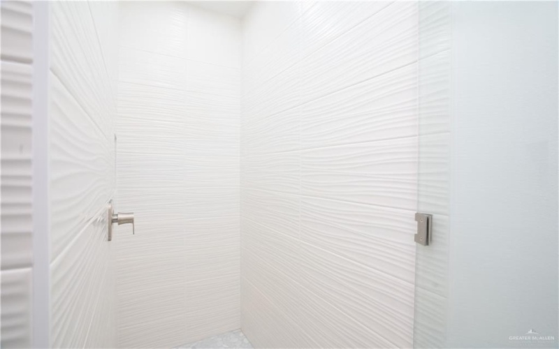 715 N Esperanza Street, Pharr, TX 78577, 3 Bedrooms Bedrooms, ,2 BathroomsBathrooms,Residential,For Sale,715 N Esperanza Street,466759
