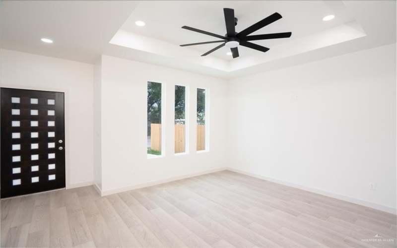 715 N Esperanza Street, Pharr, TX 78577, 3 Bedrooms Bedrooms, ,2 BathroomsBathrooms,Residential,For Sale,715 N Esperanza Street,466759