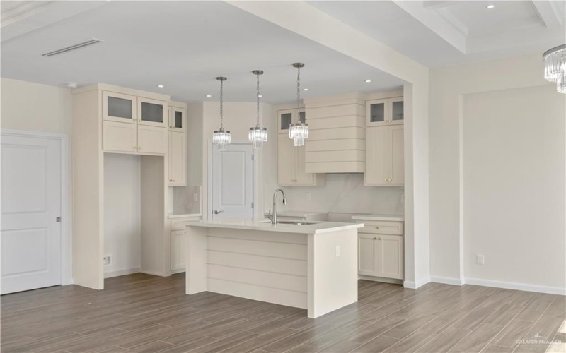 3111 La Cienega, Edinburg, TX 78542, 3 Bedrooms Bedrooms, ,2 BathroomsBathrooms,Residential,For Sale,3111 La Cienega,471050