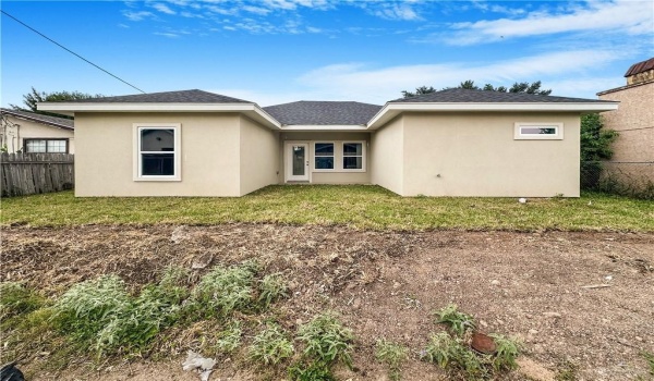 2749 Melba Avenue, McAllen, TX 78503, 3 Bedrooms Bedrooms, ,2 BathroomsBathrooms,Residential,For Sale,2749 Melba Avenue,471051