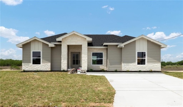 2965 Rio Red Circle, Edinburg, TX 78541, 3 Bedrooms Bedrooms, ,2 BathroomsBathrooms,Residential,For Sale,2965 Rio Red Circle,471039