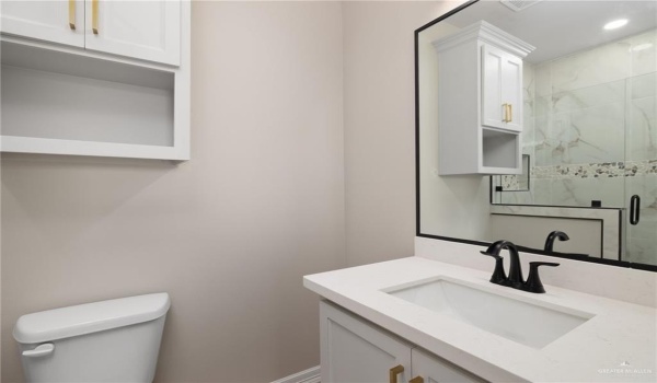 2965 Rio Red Circle, Edinburg, TX 78541, 3 Bedrooms Bedrooms, ,2 BathroomsBathrooms,Residential,For Sale,2965 Rio Red Circle,471039