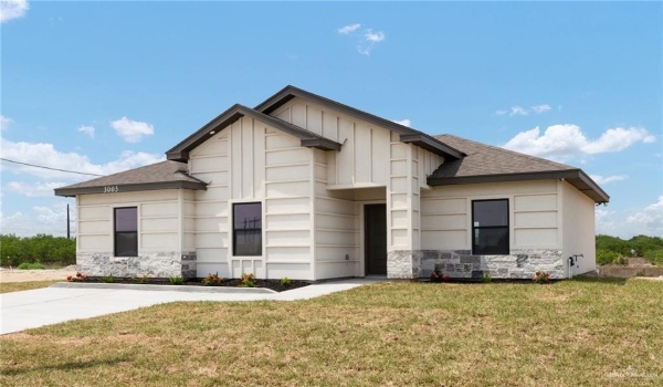 3005 Rio Red Circle, Edinburg, TX 78541, 3 Bedrooms Bedrooms, ,2 BathroomsBathrooms,Residential Lease,For Rent,3005 Rio Red Circle,471041
