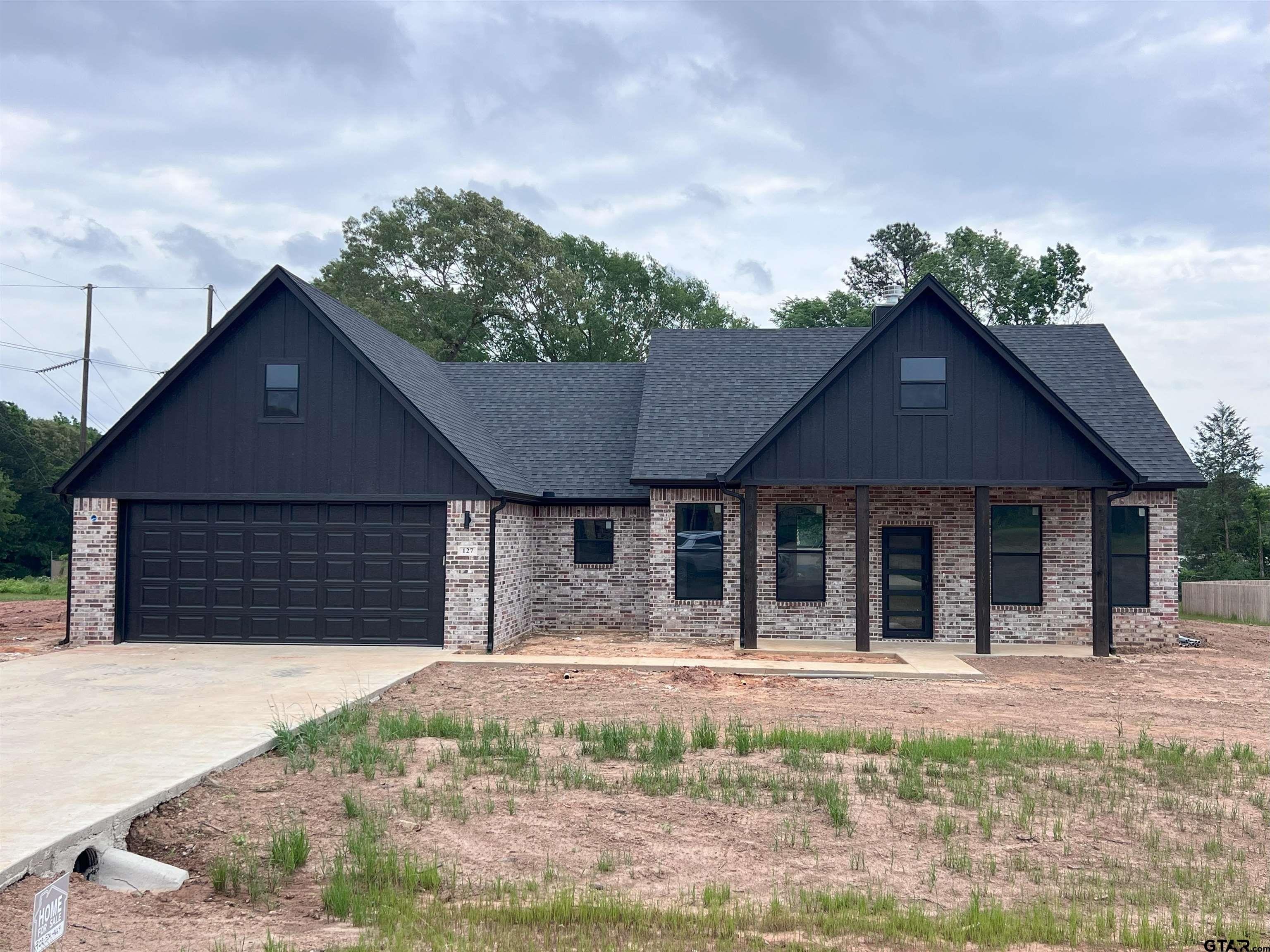 127 BIG OAKS RD, Kilgore, TX 75662, 3 Bedrooms Bedrooms, ,2 BathroomsBathrooms,Residential,For Sale,127 BIG OAKS RD,25007085