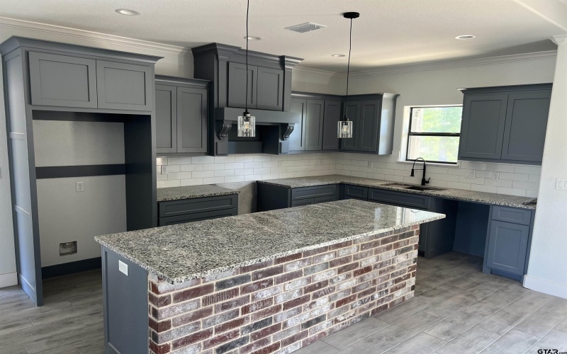 127 BIG OAKS RD, Kilgore, TX 75662, 3 Bedrooms Bedrooms, ,2 BathroomsBathrooms,Residential,For Sale,127 BIG OAKS RD,25007085