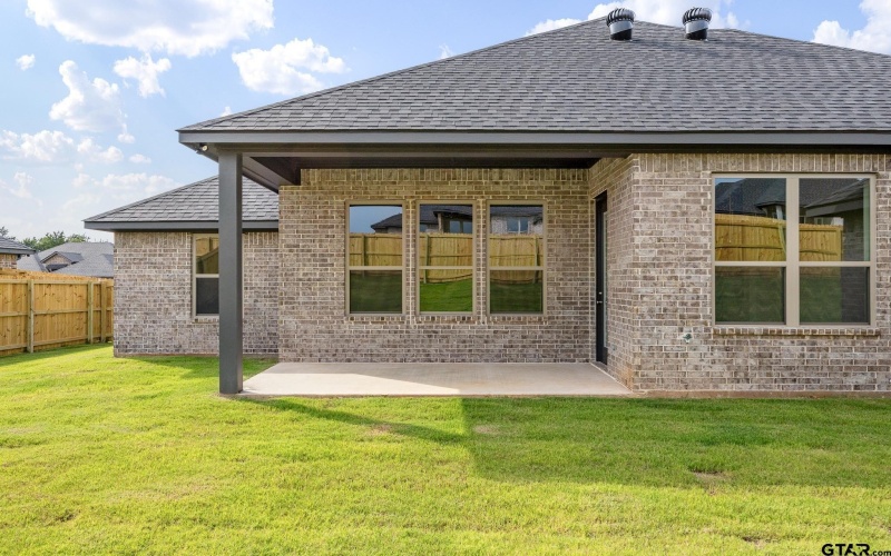 232 August Drive, Bullard, TX 75757, 3 Bedrooms Bedrooms, ,2 BathroomsBathrooms,Residential,For Sale,232 August Drive,25003115