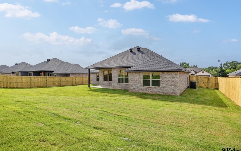 232 August Drive, Bullard, TX 75757, 3 Bedrooms Bedrooms, ,2 BathroomsBathrooms,Residential,For Sale,232 August Drive,25003115