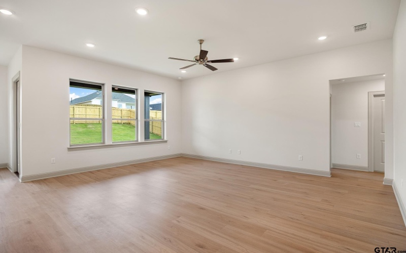232 August Drive, Bullard, TX 75757, 3 Bedrooms Bedrooms, ,2 BathroomsBathrooms,Residential,For Sale,232 August Drive,25003115