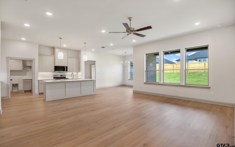 232 August Drive, Bullard, TX 75757, 3 Bedrooms Bedrooms, ,2 BathroomsBathrooms,Residential,For Sale,232 August Drive,25003115