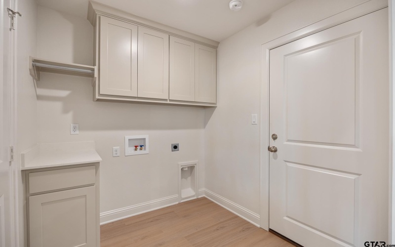 260 August Drive, Bullard, TX 75757, 3 Bedrooms Bedrooms, ,2 BathroomsBathrooms,Residential,For Sale,260 August Drive,25003118