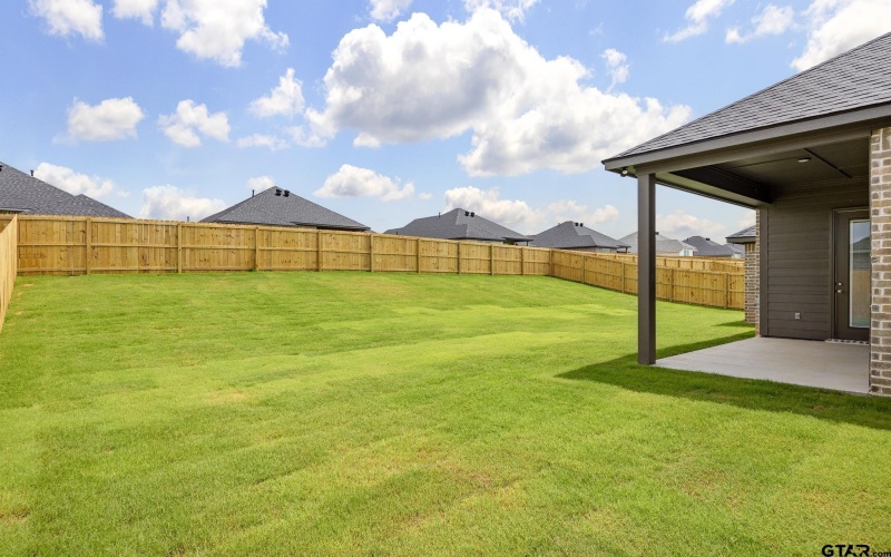 260 August Drive, Bullard, TX 75757, 3 Bedrooms Bedrooms, ,2 BathroomsBathrooms,Residential,For Sale,260 August Drive,25003118