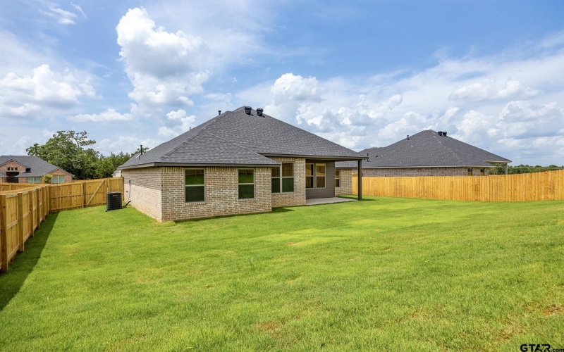 260 August Drive, Bullard, TX 75757, 3 Bedrooms Bedrooms, ,2 BathroomsBathrooms,Residential,For Sale,260 August Drive,25003118