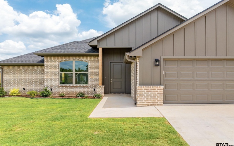 260 August Drive, Bullard, TX 75757, 3 Bedrooms Bedrooms, ,2 BathroomsBathrooms,Residential,For Sale,260 August Drive,25003118