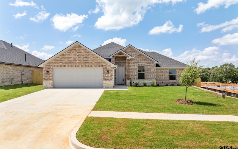 382 Mary Circle, Bullard, TX 75757, 4 Bedrooms Bedrooms, ,2 BathroomsBathrooms,Residential,For Sale,382 Mary Circle,25003120