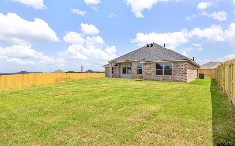 382 Mary Circle, Bullard, TX 75757, 4 Bedrooms Bedrooms, ,2 BathroomsBathrooms,Residential,For Sale,382 Mary Circle,25003120