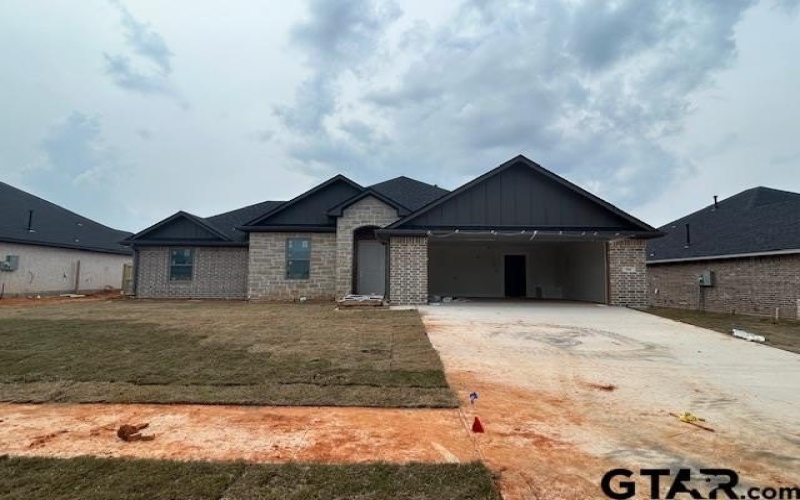 394 Mary Circle, Bullard, TX 75757, 4 Bedrooms Bedrooms, ,2 BathroomsBathrooms,Residential,For Sale,394 Mary Circle,25003121