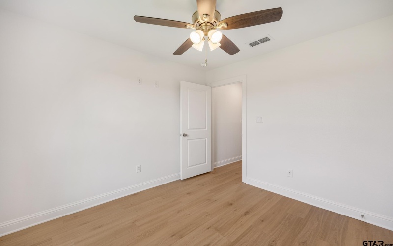 420 Mary Circle, Bullard, TX 75757, 4 Bedrooms Bedrooms, ,2 BathroomsBathrooms,Residential,For Sale,420 Mary Circle,25003125