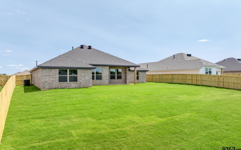 420 Mary Circle, Bullard, TX 75757, 4 Bedrooms Bedrooms, ,2 BathroomsBathrooms,Residential,For Sale,420 Mary Circle,25003125