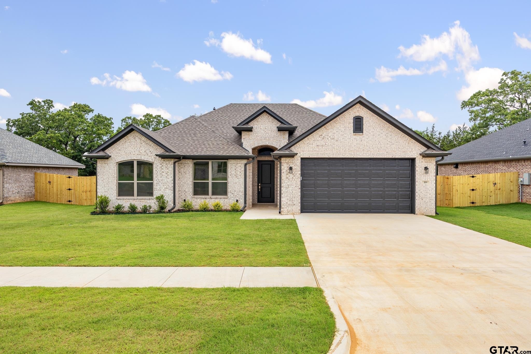 231 August Dr, Bullard, TX 75757, 4 Bedrooms Bedrooms, ,2 BathroomsBathrooms,Residential,For Sale,231 August Dr,25004065