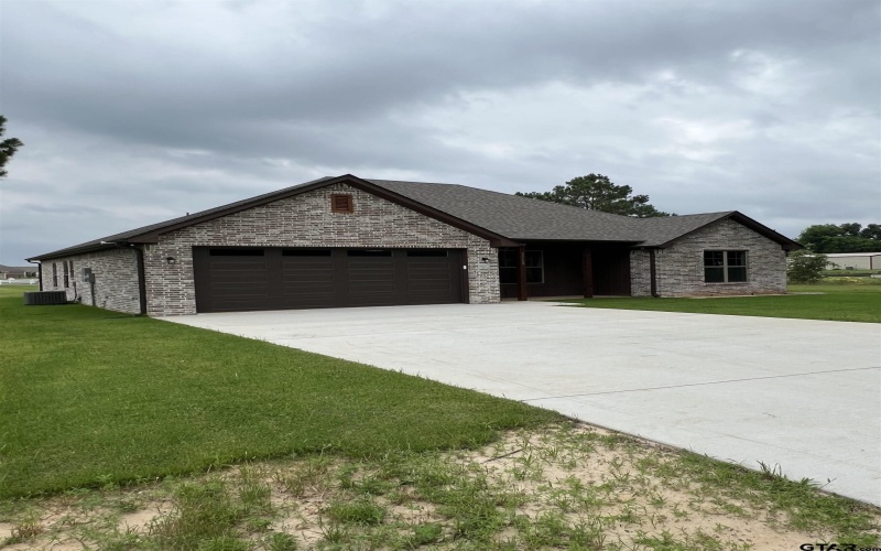 20608 CR 4114, Lindale, TX 75771, 4 Bedrooms Bedrooms, ,2 BathroomsBathrooms,Residential,For Sale,20608 CR 4114,25007174