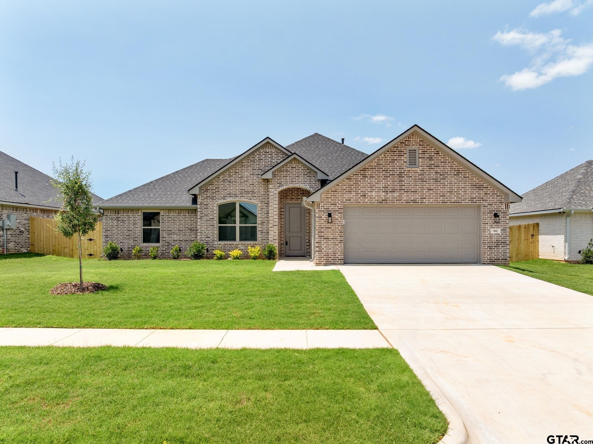 442 Mary Circle, Bullard, TX 75757, 4 Bedrooms Bedrooms, ,2 BathroomsBathrooms,Residential,For Sale,442 Mary Circle,25004798