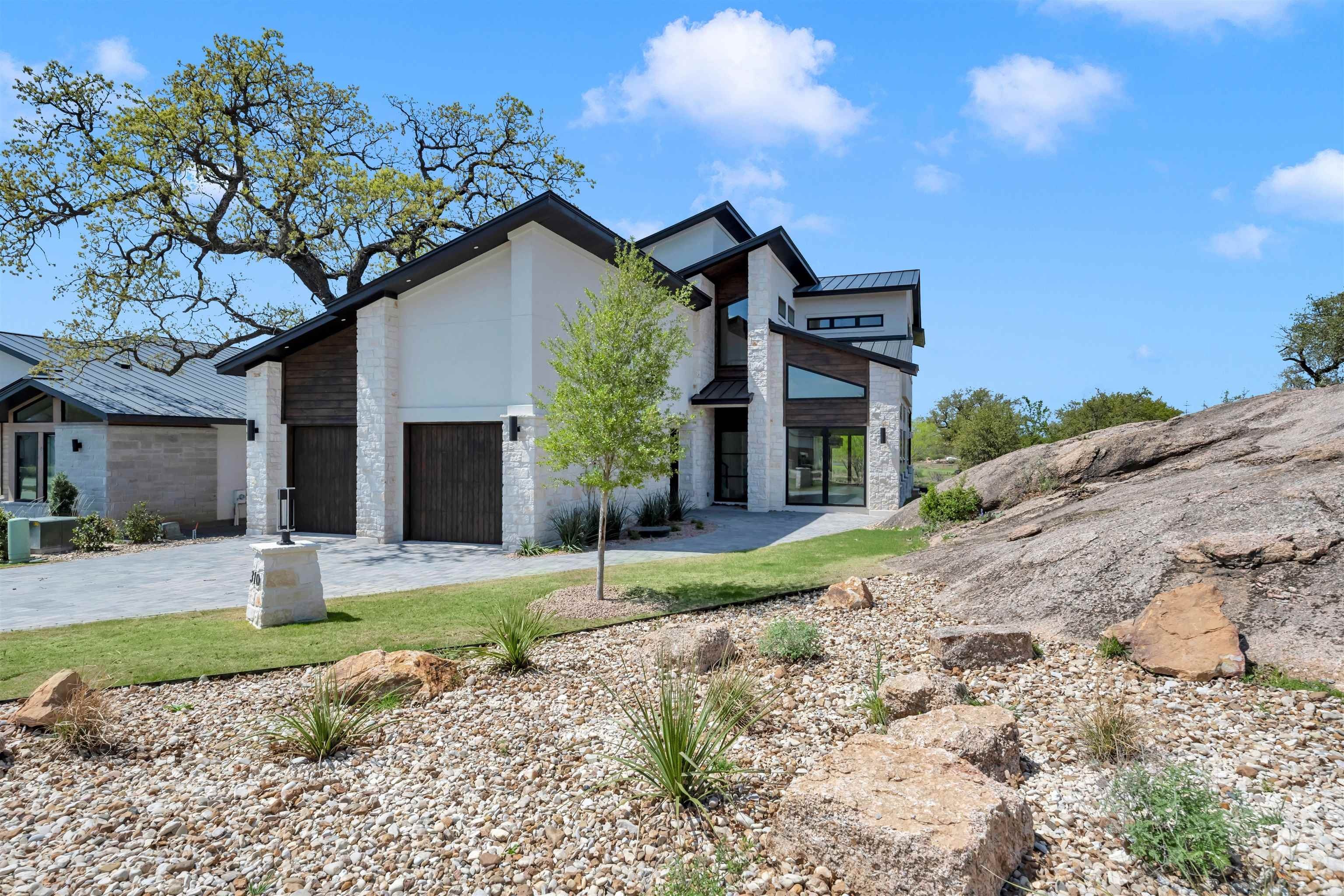 310 Azalea Court, Horseshoe Bay, TX 78657, 4 Bedrooms Bedrooms, ,3 BathroomsBathrooms,Residential,For Sale,310 Azalea Court,172608