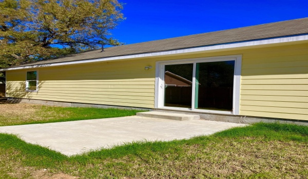 1537 GERONIMO, Kingsland, TX 78639, 2 Bedrooms Bedrooms, ,2 BathroomsBathrooms,Residential,For Sale,1537 GERONIMO,171142