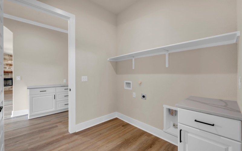 2221 SE Park View Drive #1.25 ACRES, Marble Falls, TX 78654, 5 Bedrooms Bedrooms, ,2 BathroomsBathrooms,Residential,For Sale,2221 SE Park View Drive,173195