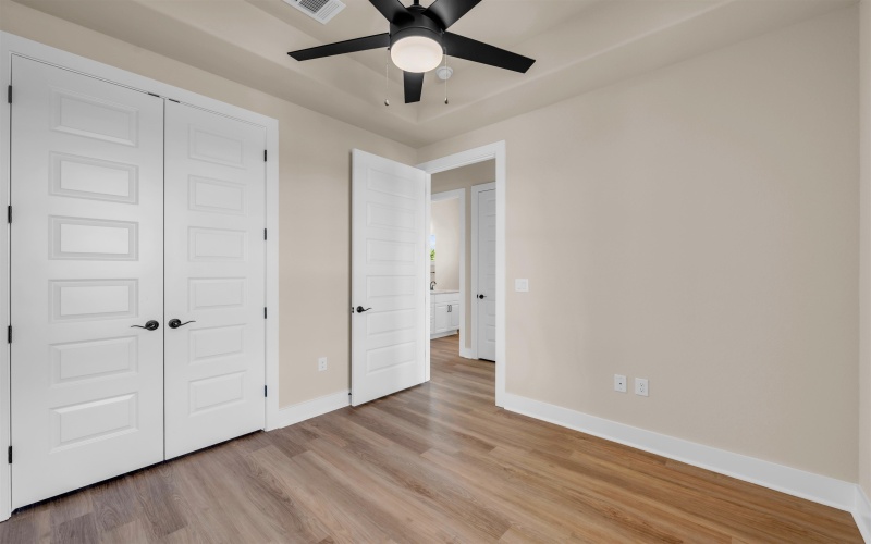 2221 SE Park View Drive #1.25 ACRES, Marble Falls, TX 78654, 5 Bedrooms Bedrooms, ,2 BathroomsBathrooms,Residential,For Sale,2221 SE Park View Drive,173195