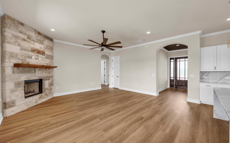 2221 SE Park View Drive #1.25 ACRES, Marble Falls, TX 78654, 5 Bedrooms Bedrooms, ,2 BathroomsBathrooms,Residential,For Sale,2221 SE Park View Drive,173195